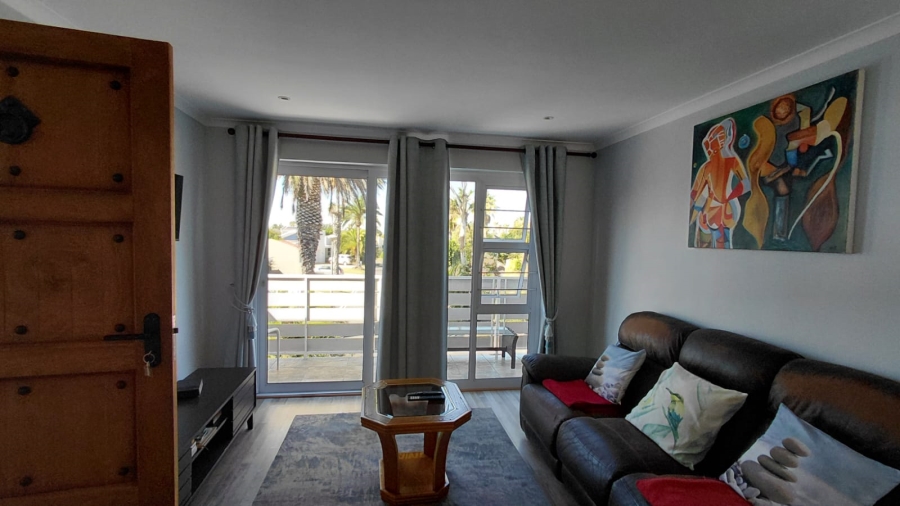 To Let 3 Bedroom Property for Rent in Blouberg Rise Western Cape